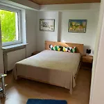 Schoene Und Gemuetliche Wohnung